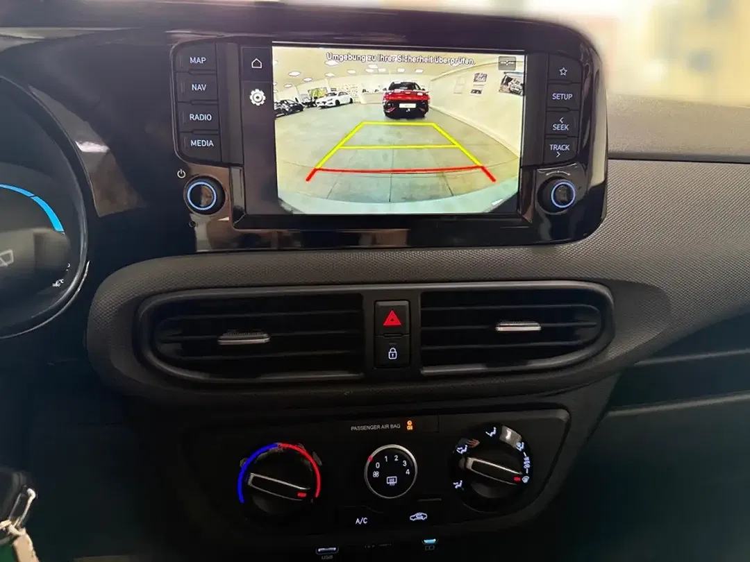 Hyundai i10 - Thumbnail 9