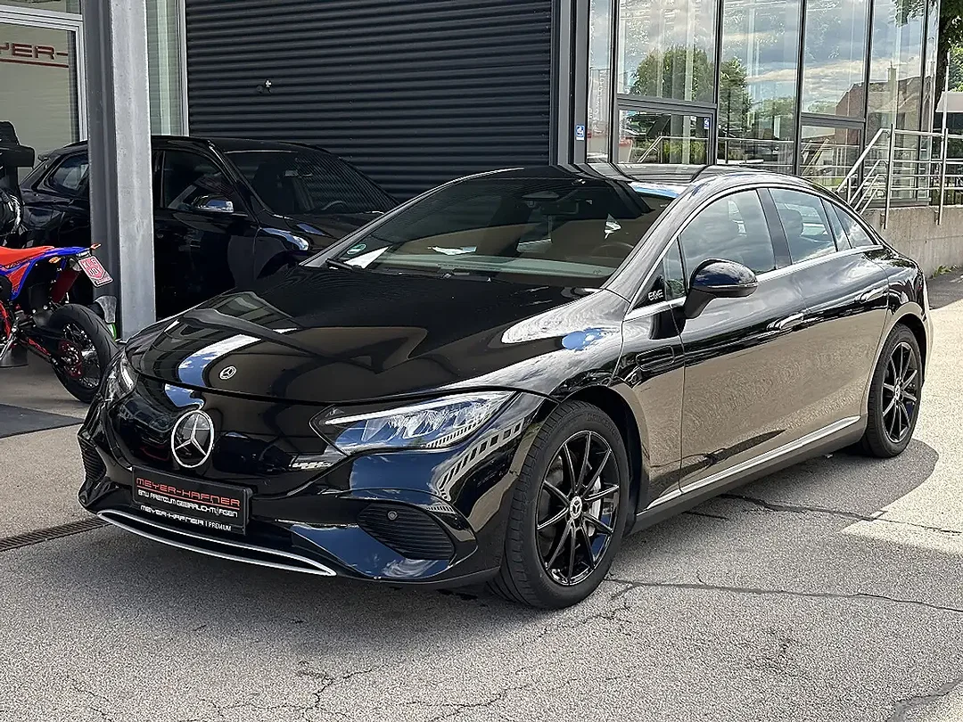 Mercedes-Benz EQE 300 - Afbeelding 1