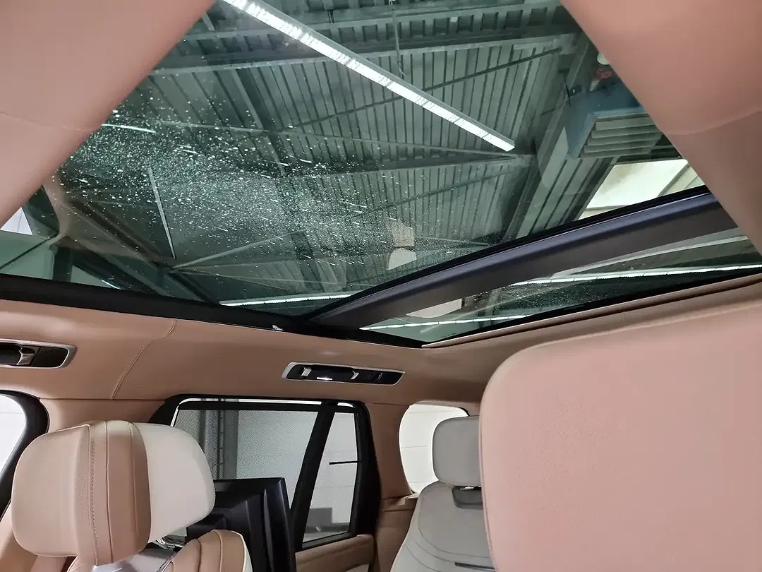 Land Rover Range Rover - Thumbnail 9