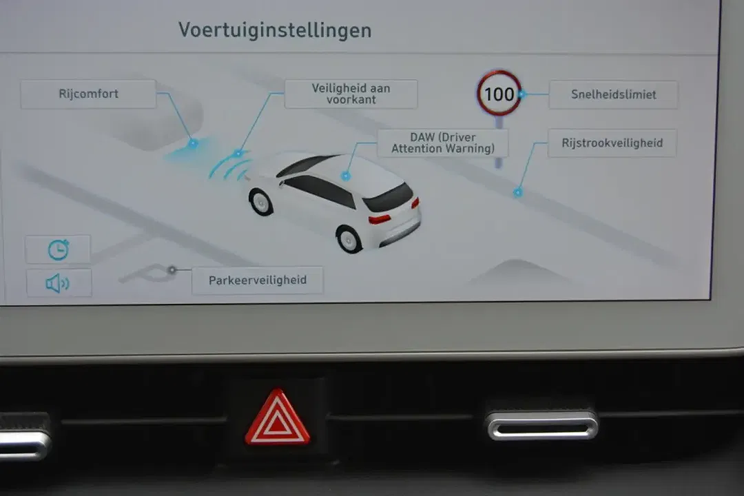 Hyundai IONIQ 5 - Thumbnail 15