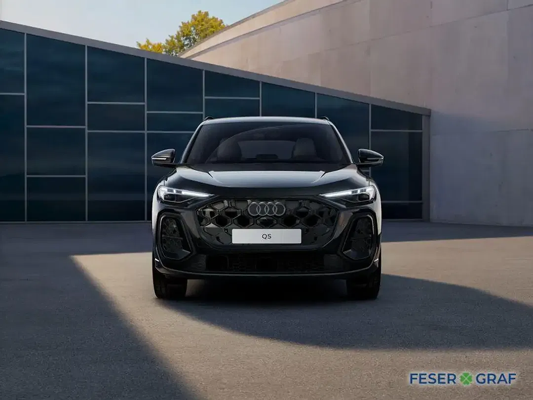 Audi Q5 - Thumbnail 1