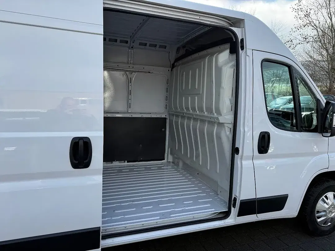 Opel Movano - Thumbnail 15