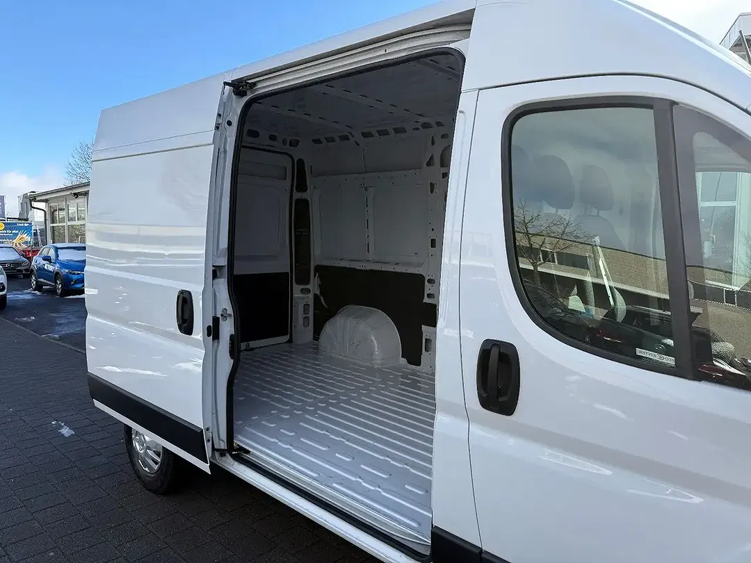 Opel Movano - Thumbnail 16