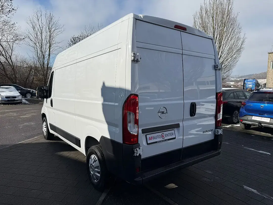 Opel Movano - Thumbnail 6