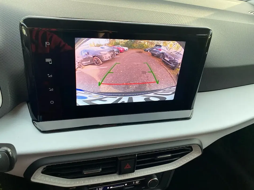 SEAT Arona - Thumbnail 14