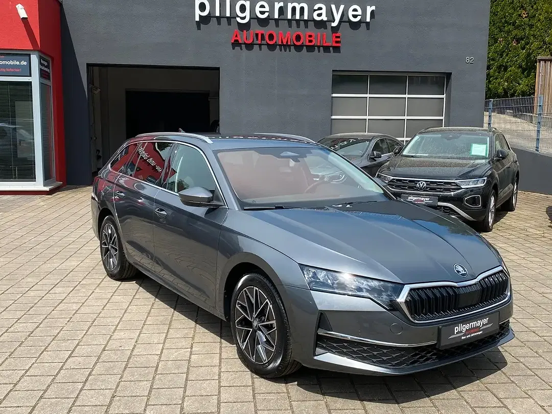 Skoda Octavia - Thumbnail 2