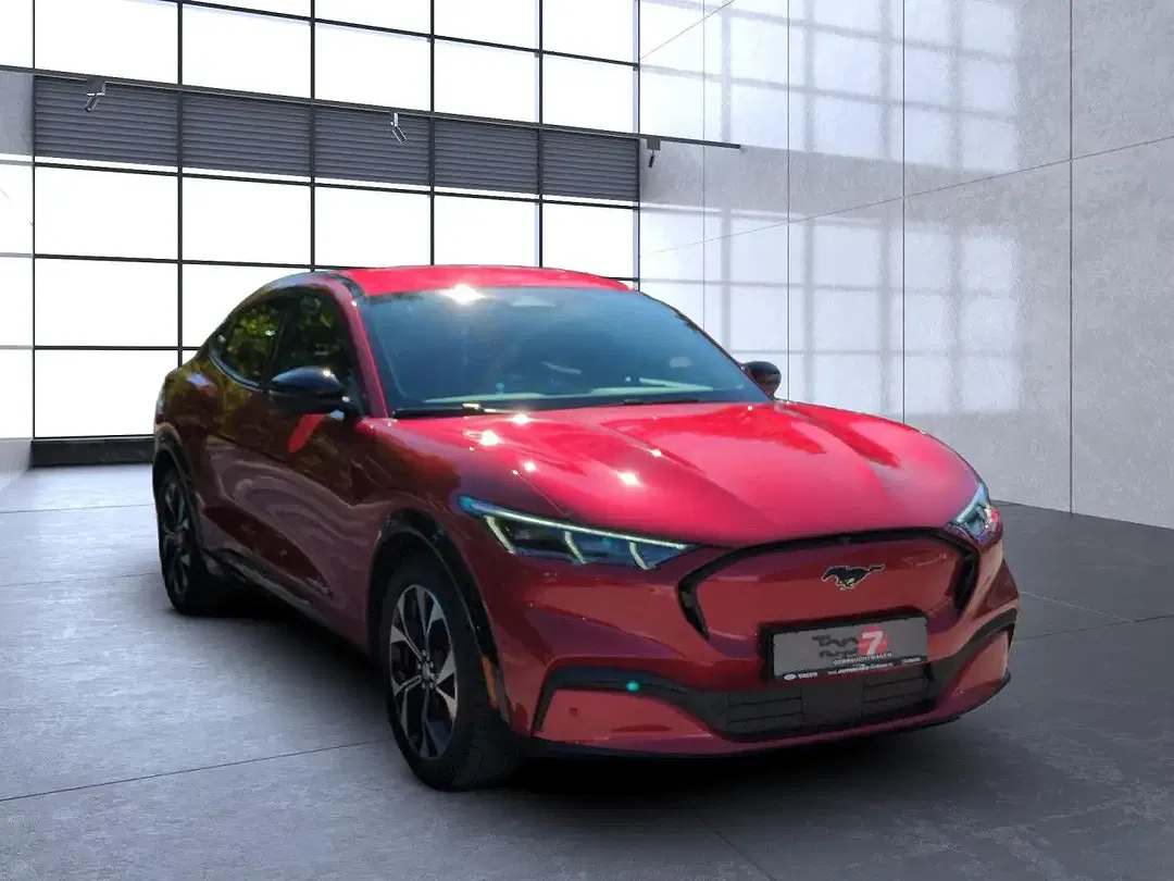 Ford Mustang - Thumbnail 4