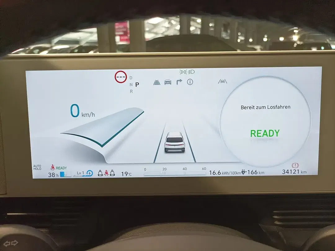Hyundai IONIQ 5 - Thumbnail 8