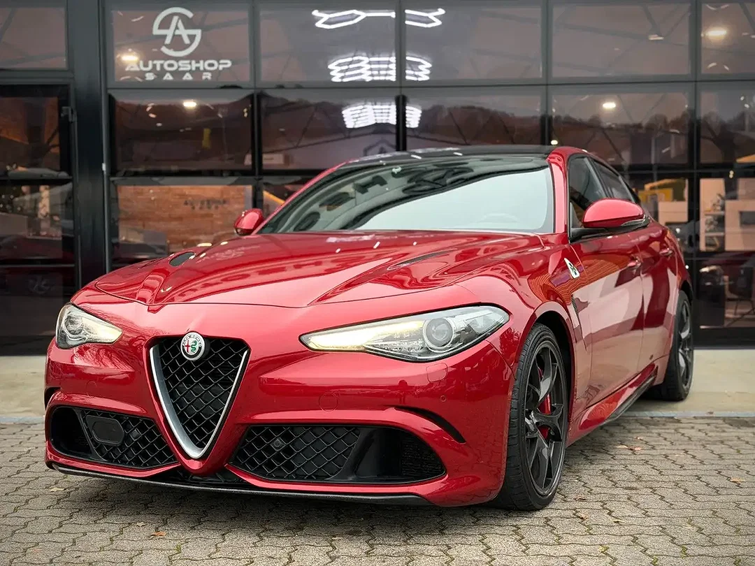 Alfa Romeo Giulia - Afbeelding 1