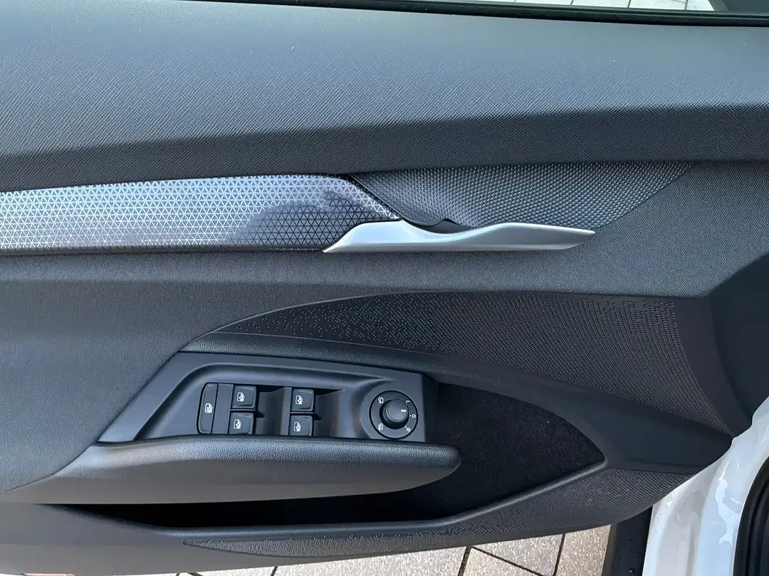 Skoda Elroq - Thumbnail 15