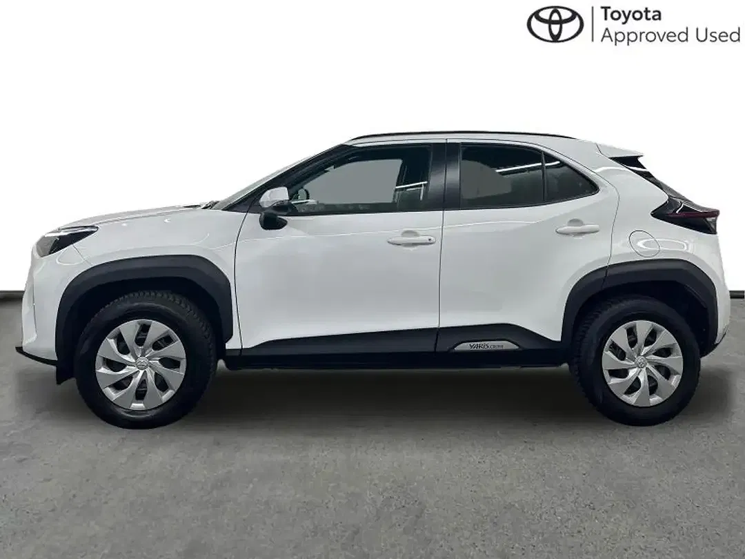 Toyota Yaris Cross - Thumbnail 3