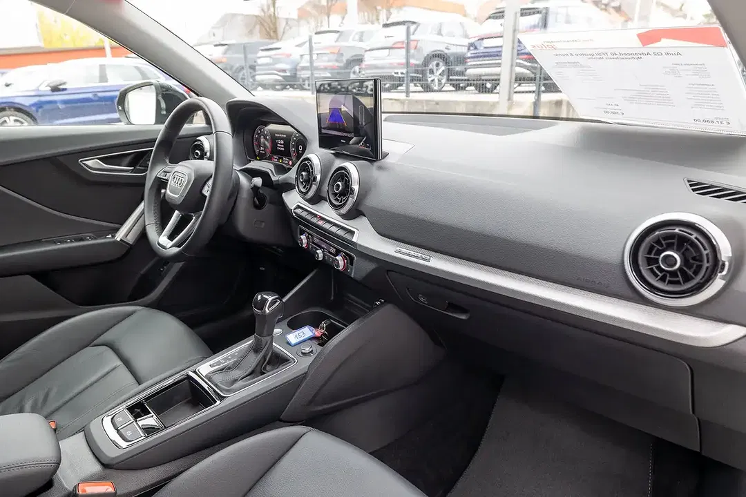 Audi Q2 - Thumbnail 8