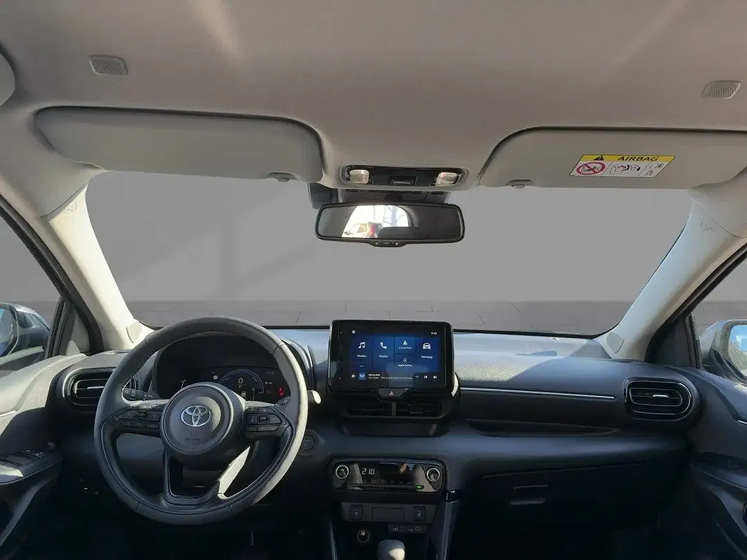 Toyota Yaris - Thumbnail 8