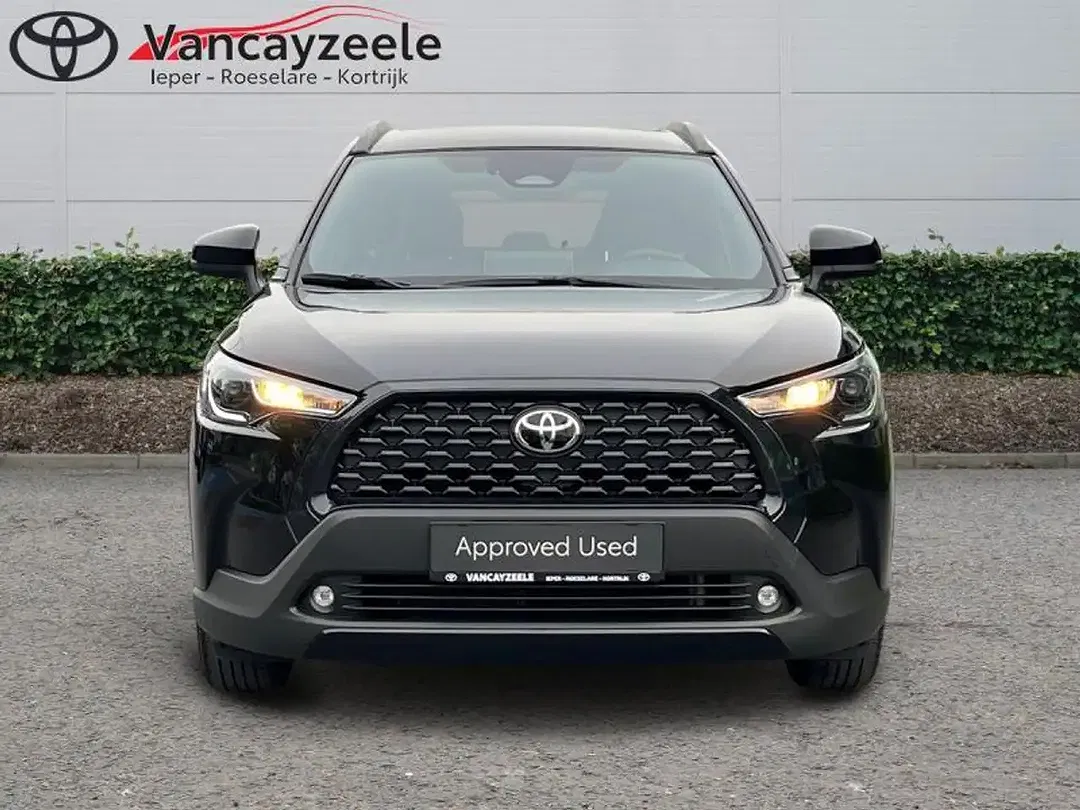 Toyota Corolla Cross - Thumbnail 2