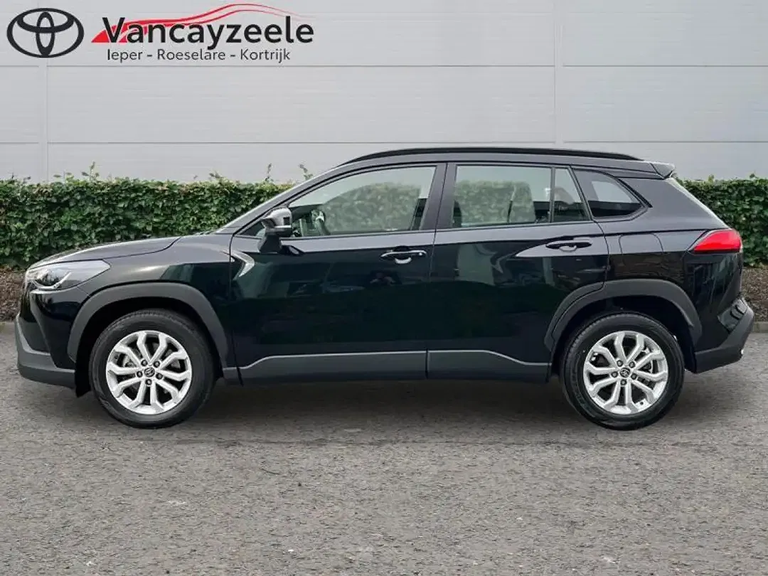 Toyota Corolla Cross - Thumbnail 4
