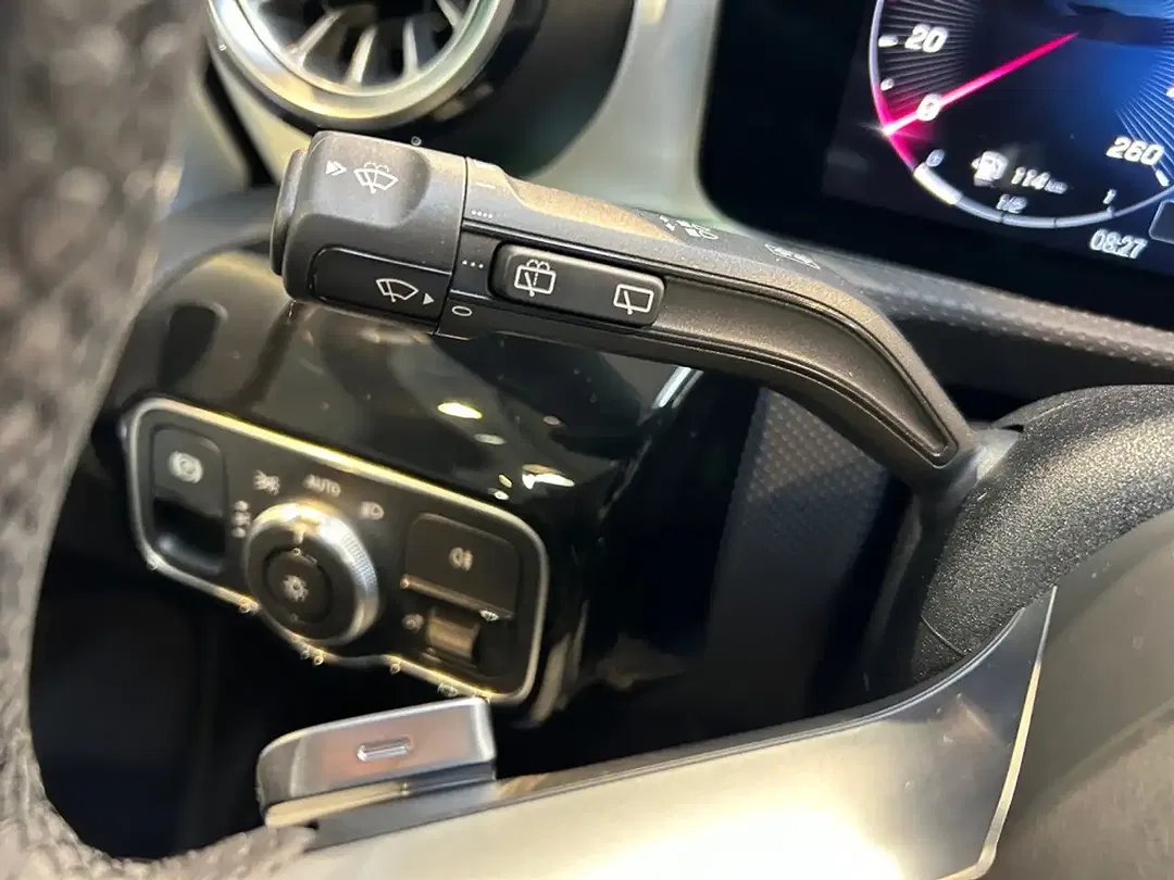 Mercedes-Benz A 200 - Thumbnail 13