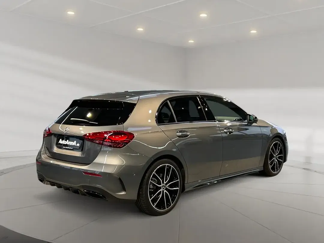 Mercedes-Benz A 200 - Thumbnail 2