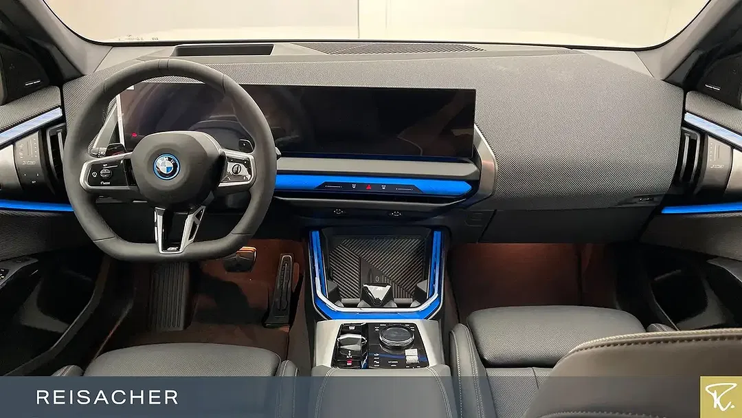 BMW X3 - Thumbnail 6