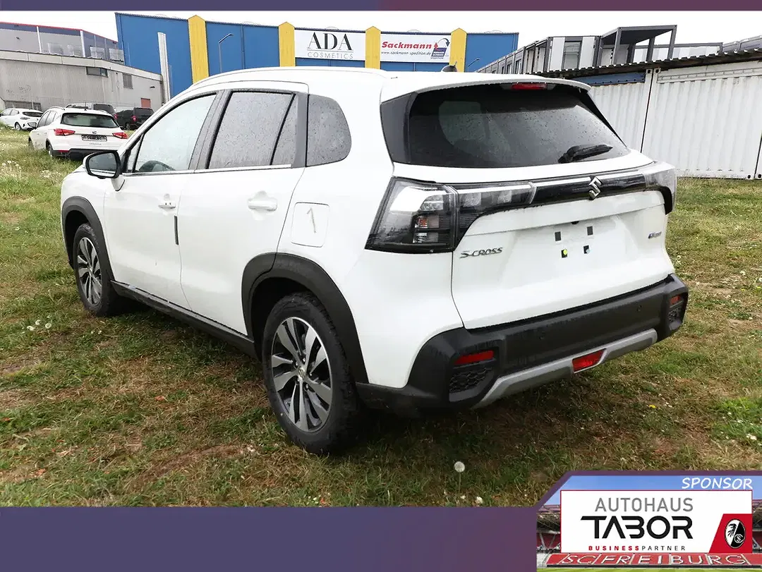 Suzuki S-Cross - Thumbnail 4