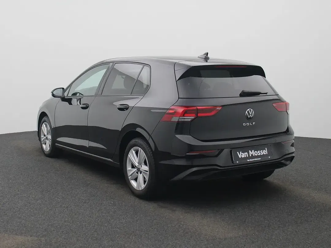 Volkswagen Golf - Thumbnail 2