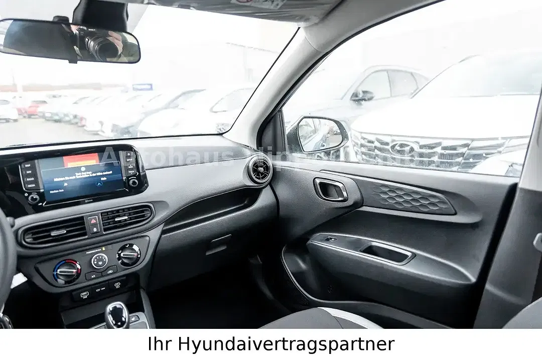 Hyundai i10 - Thumbnail 10