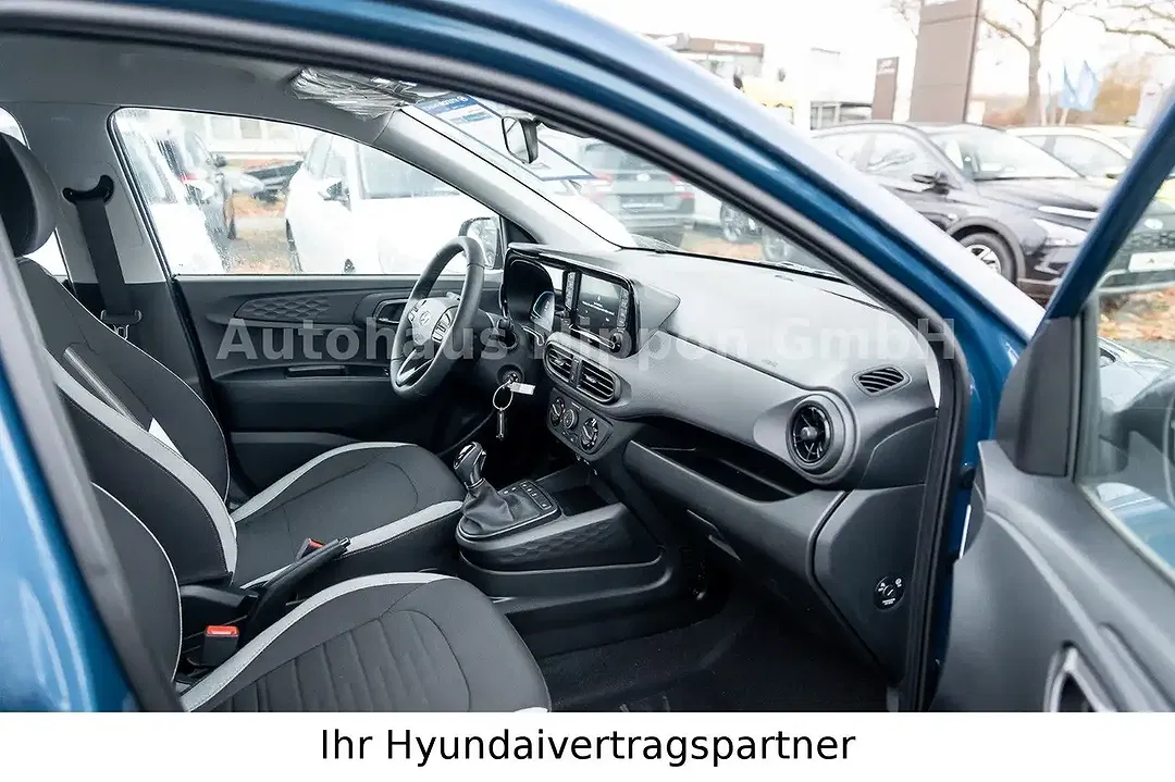 Hyundai i10 - Thumbnail 12