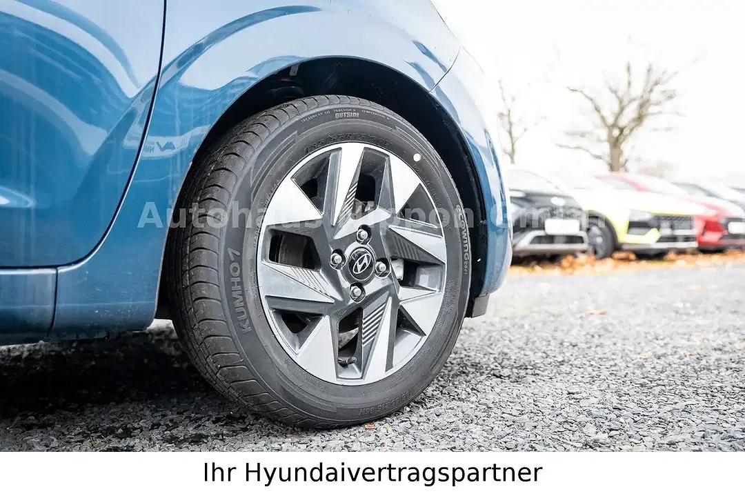 Hyundai i10 - Thumbnail 13