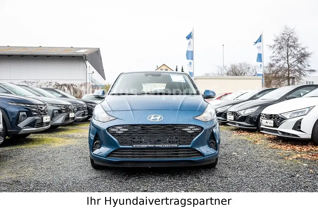 Hyundai i10 - Thumbnail 2