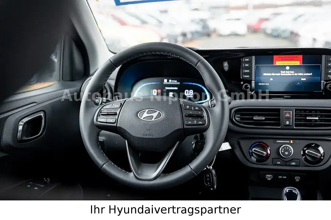 Hyundai i10 - Thumbnail 9