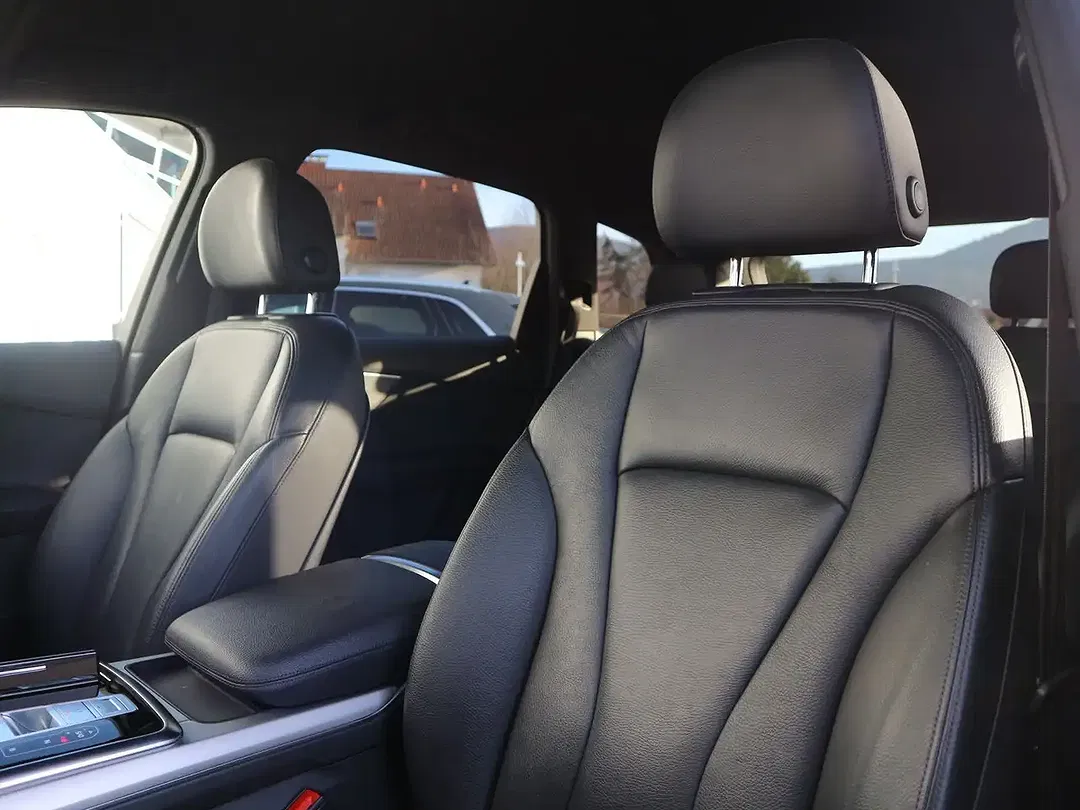 Audi Q7 - Thumbnail 12