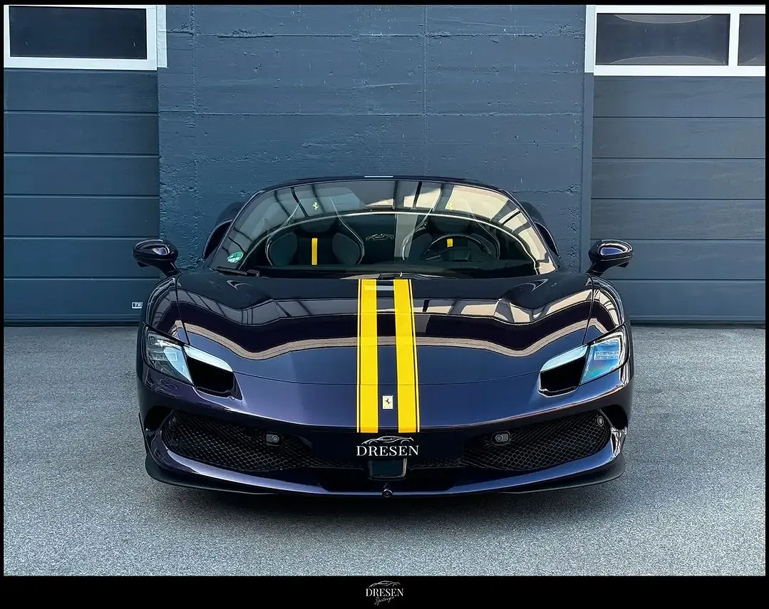 Ferrari 296 GTS - Thumbnail 5