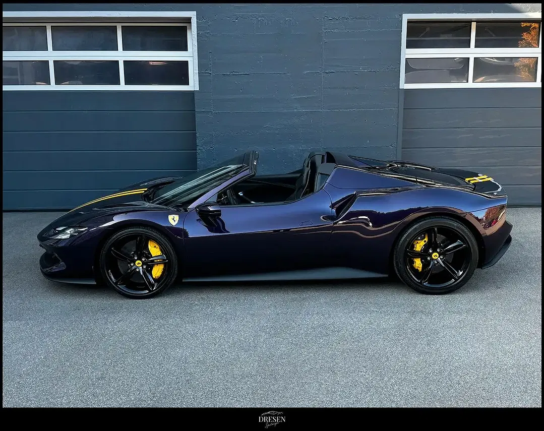 Ferrari 296 GTS - Thumbnail 7