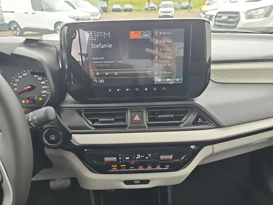 Suzuki Swift - Thumbnail 12
