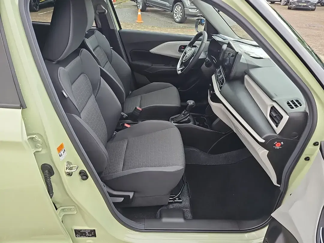 Suzuki Swift - Thumbnail 13