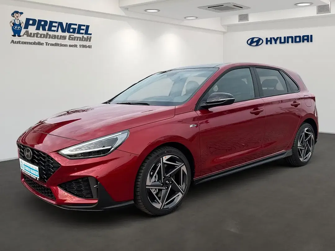 Hyundai i30 - Thumbnail 1
