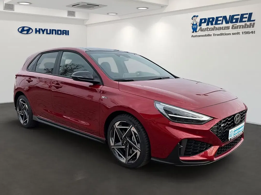 Hyundai i30 - Thumbnail 2