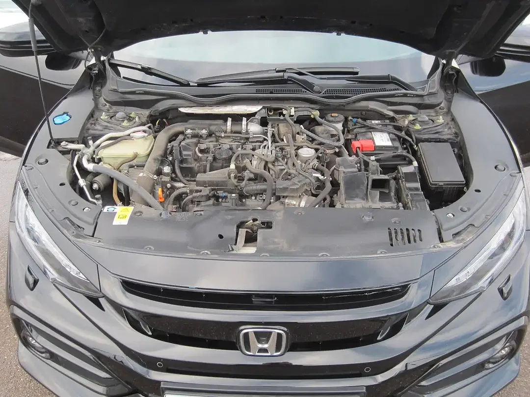 Honda Civic - Thumbnail 10