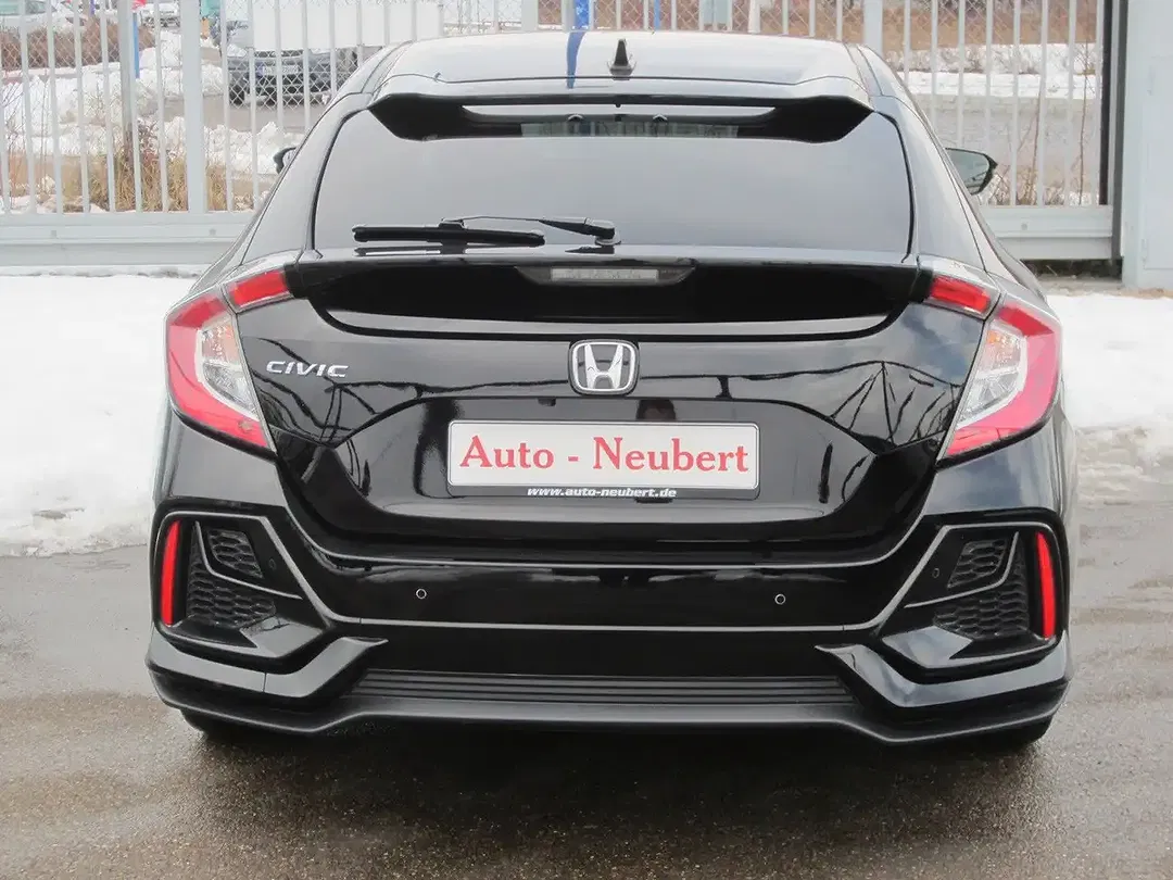 Honda Civic - Thumbnail 14