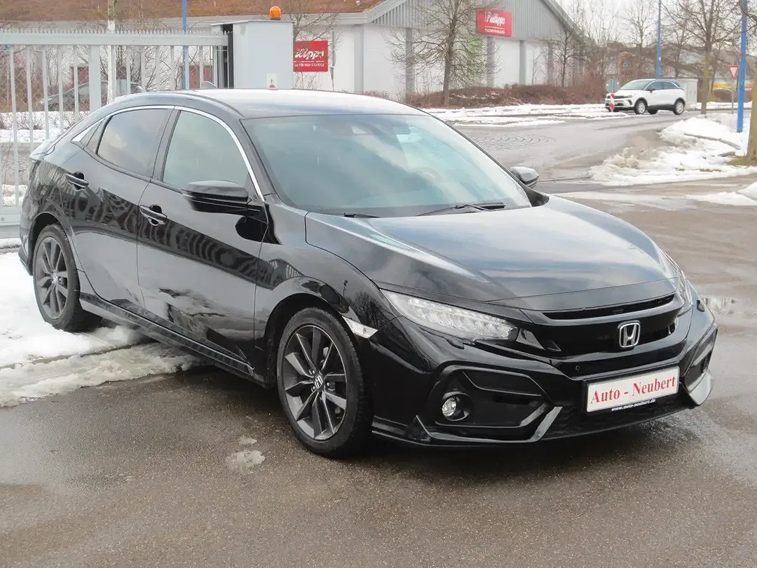 Honda Civic - Thumbnail 15
