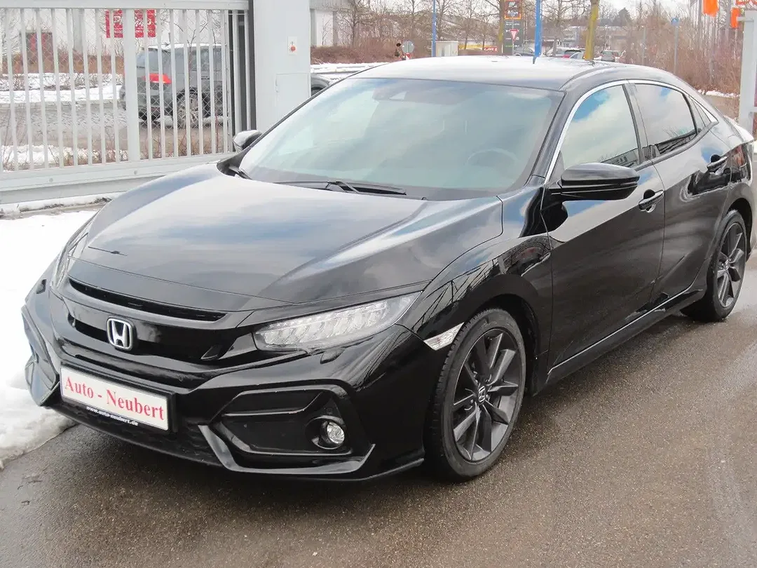 Honda Civic - Thumbnail 2