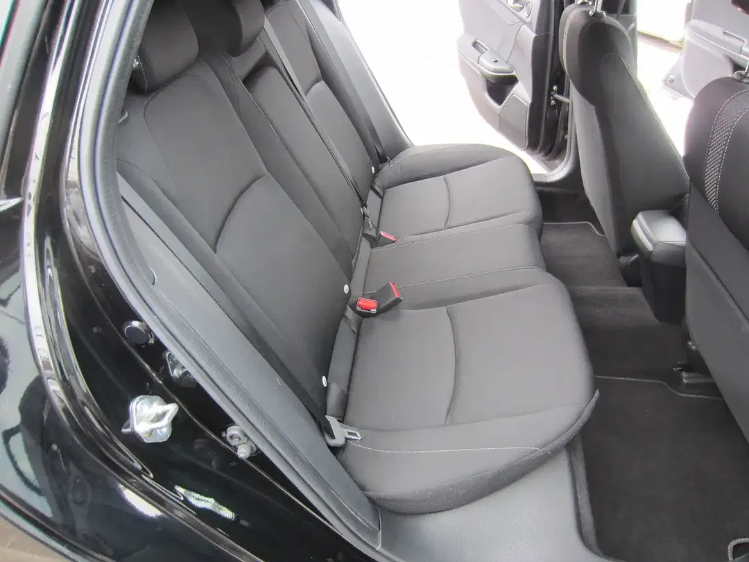 Honda Civic - Thumbnail 7