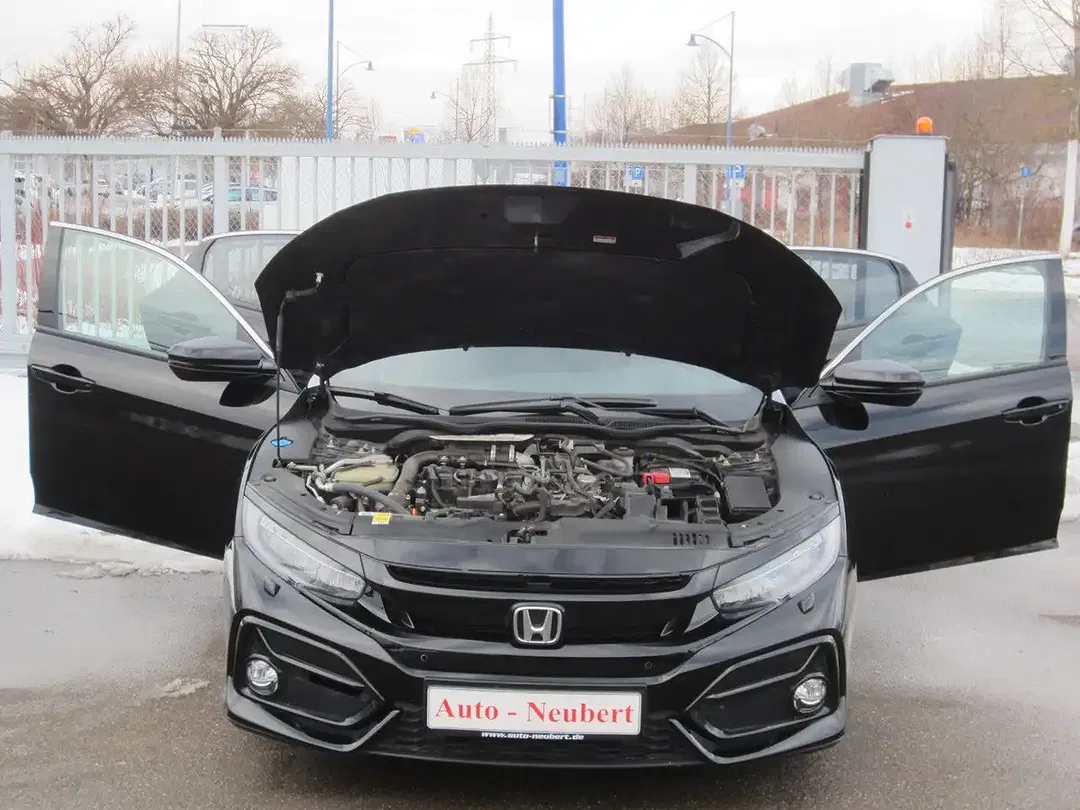 Honda Civic - Thumbnail 8