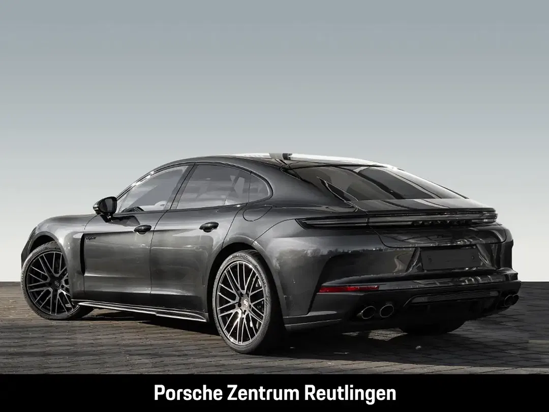 Porsche Panamera - Thumbnail 3