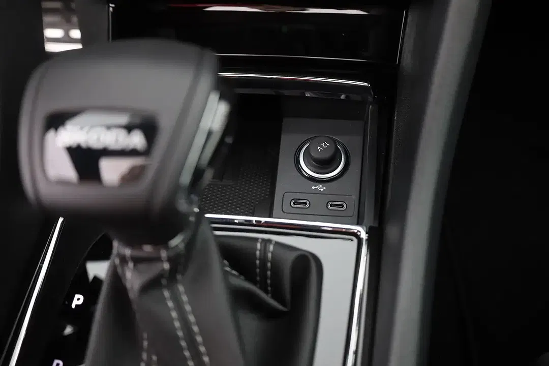 Skoda Karoq - Thumbnail 12