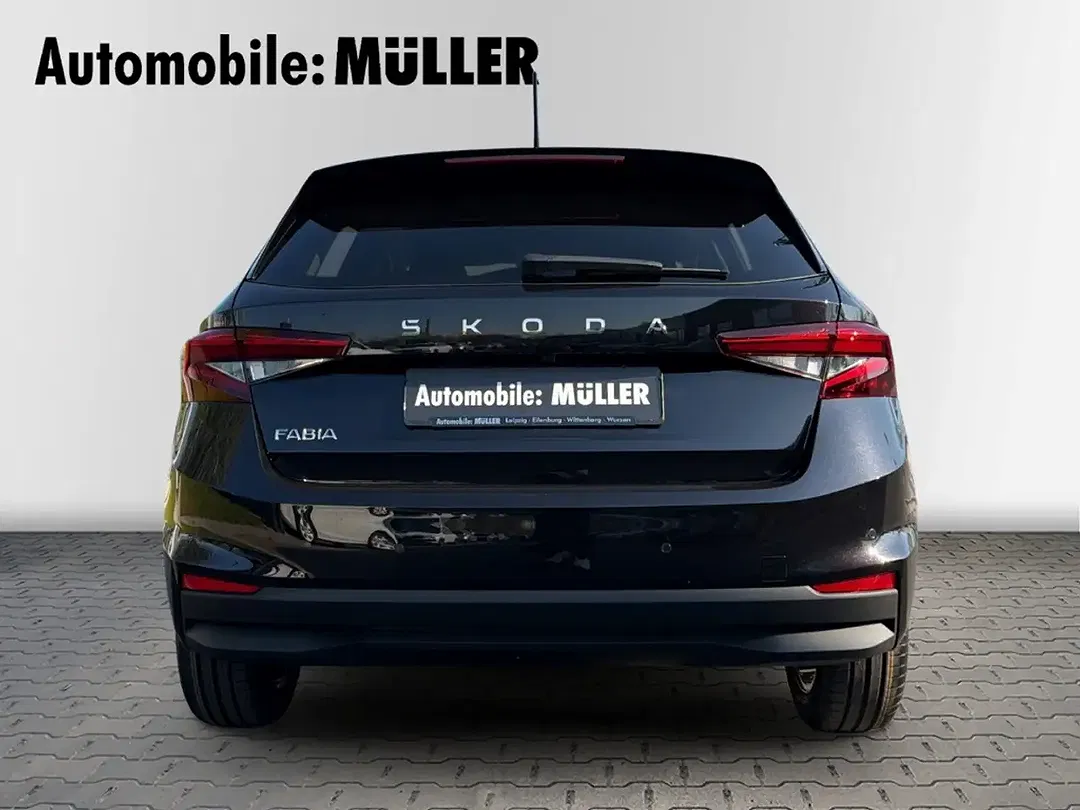 Skoda Fabia - Thumbnail 5