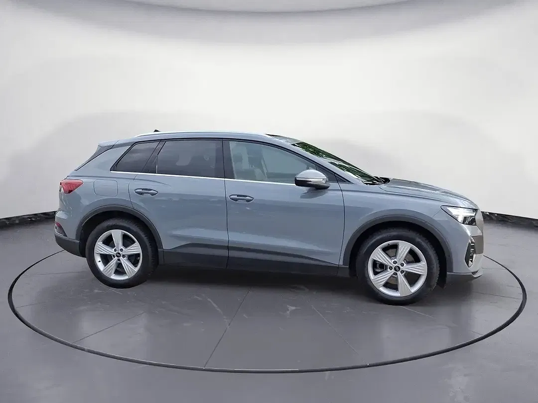 Audi Q4 e-tron - Thumbnail 5