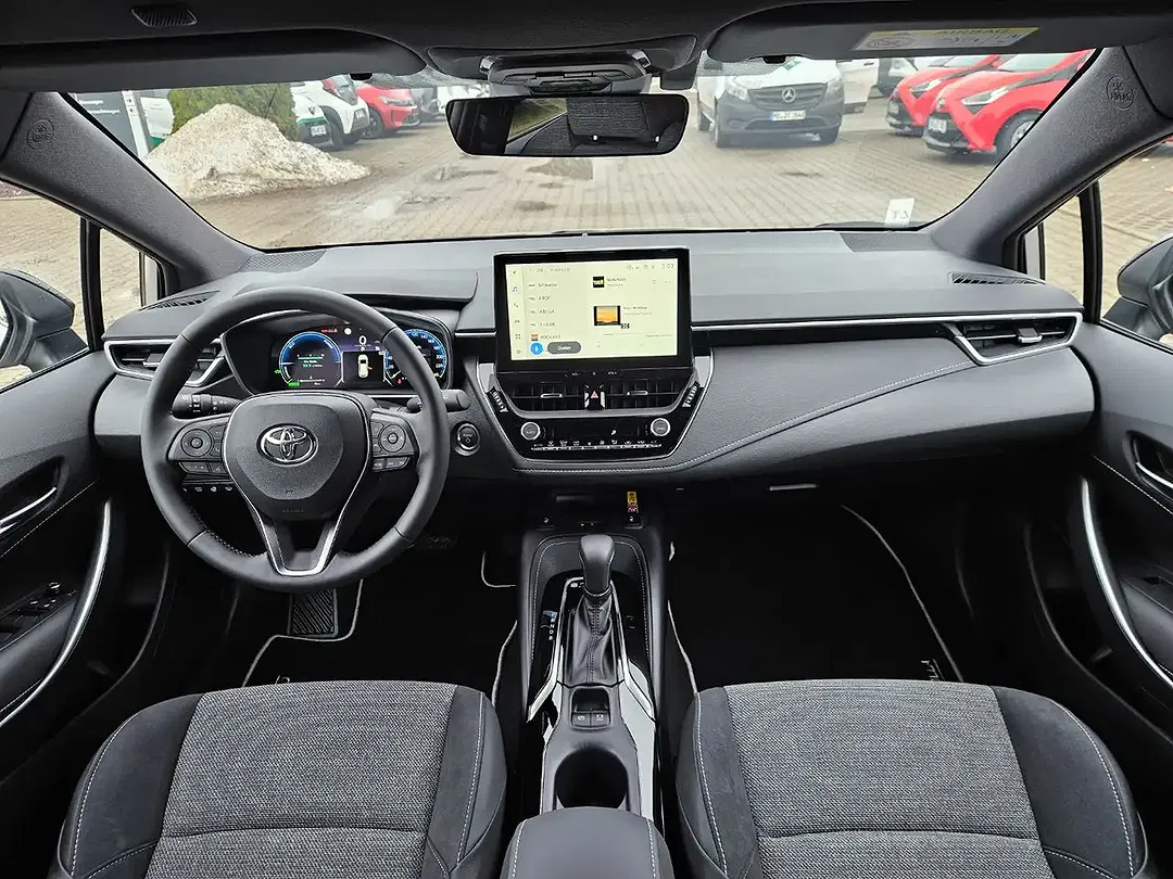 Toyota Corolla - Thumbnail 14