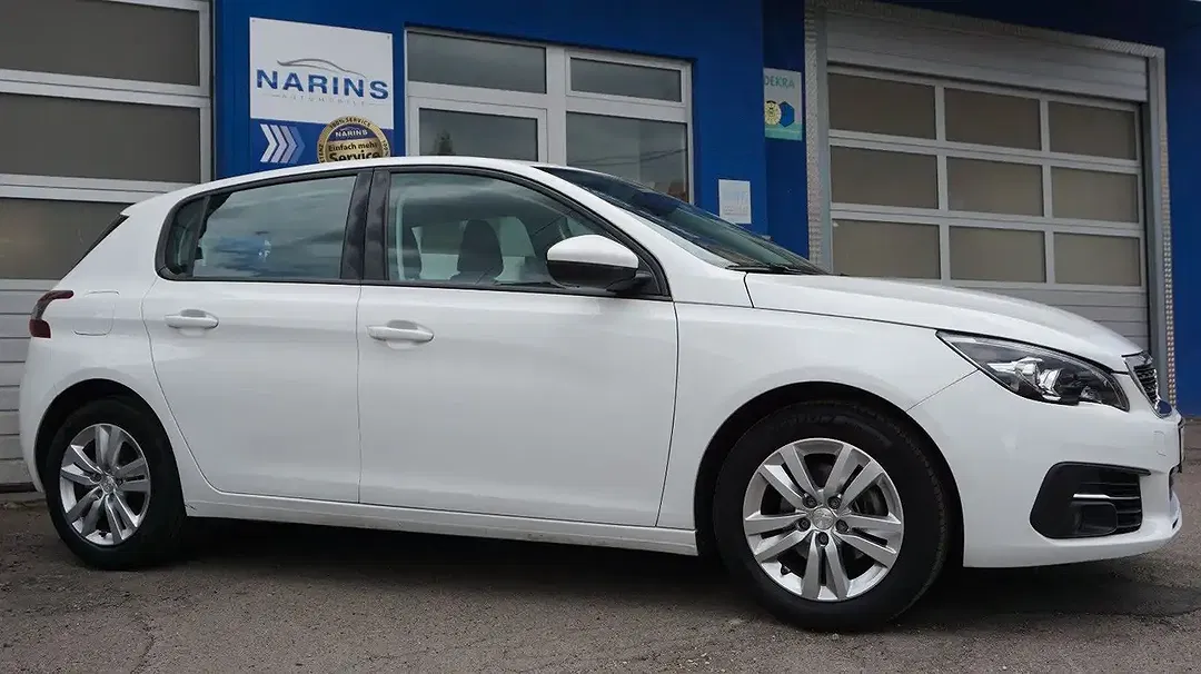 Peugeot 308 - Thumbnail 2