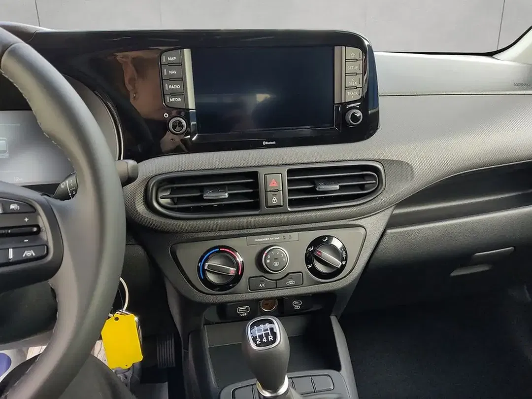 Hyundai i10 - Thumbnail 14