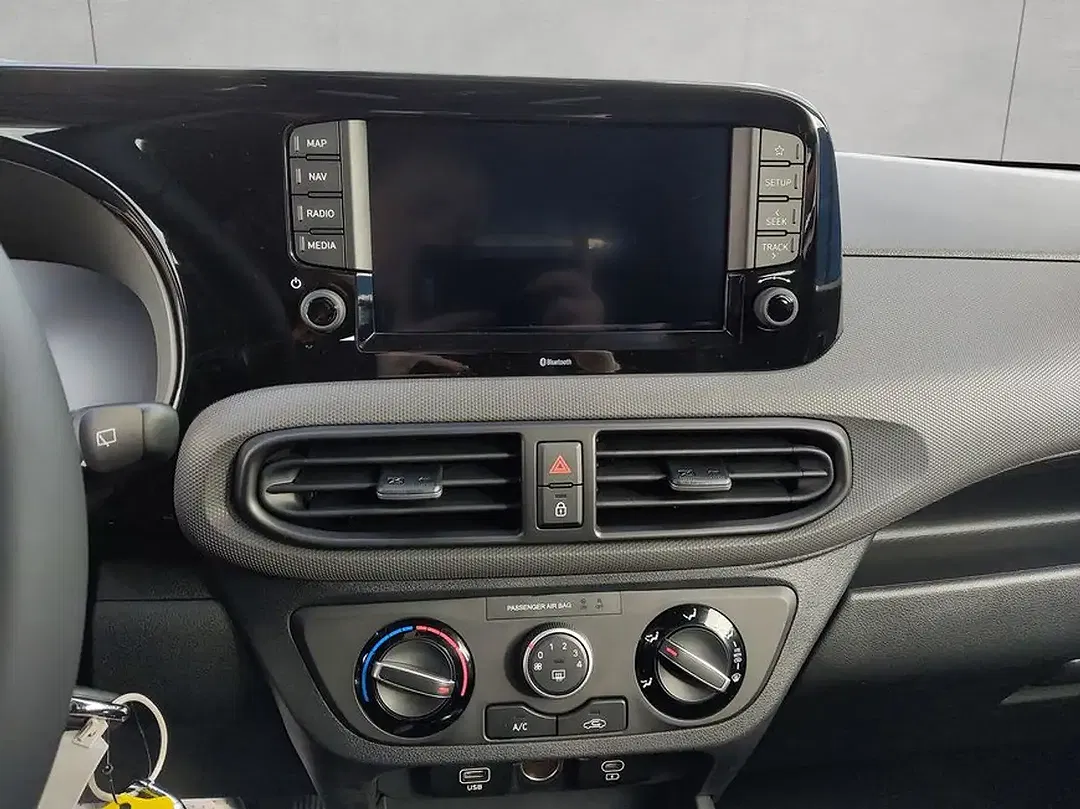 Hyundai i10 - Thumbnail 15